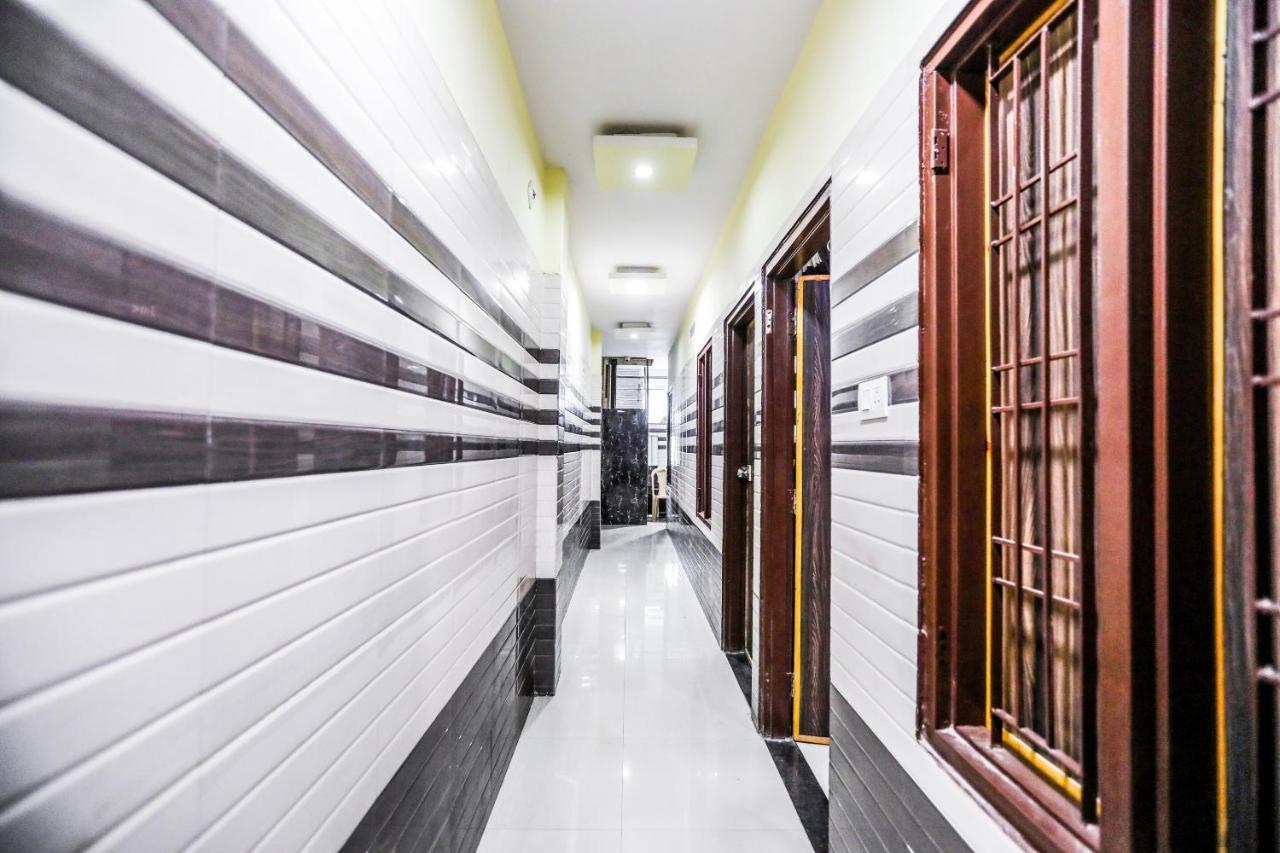 Oyo 71693 Starlight Hotel Ganganagar Экстерьер фото