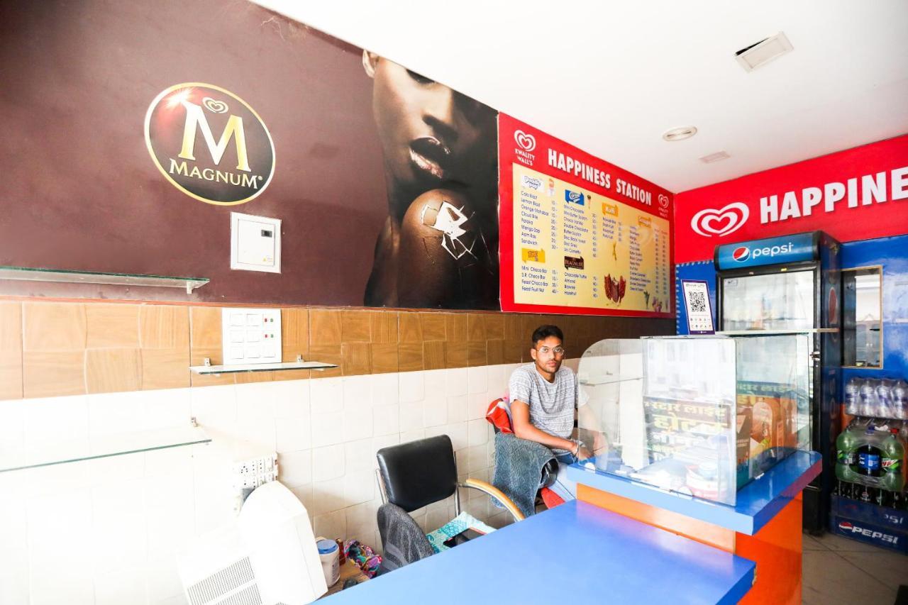 Oyo 71693 Starlight Hotel Ganganagar Экстерьер фото