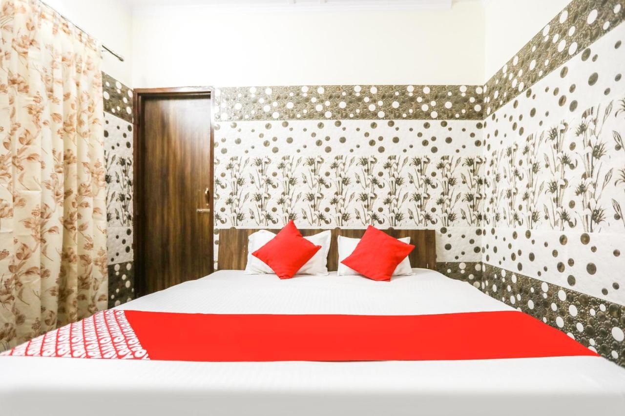Oyo 71693 Starlight Hotel Ganganagar Экстерьер фото